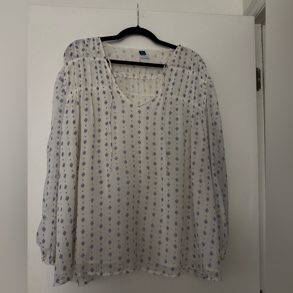 Old Navy White and Blue Blouse